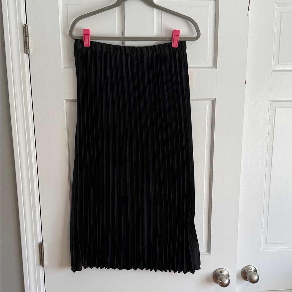 NWT Anne Klein Black Midi Pleated Skirt sz M